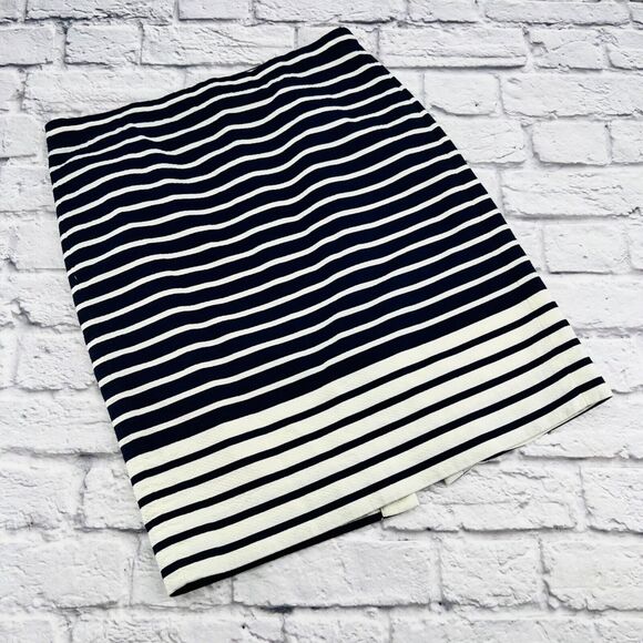 J Crew Dresses & Skirts - J CREW No. 2 Pencil Skirt in Colorblock Stripe Navy Size 10 Back Zipper Lined‎